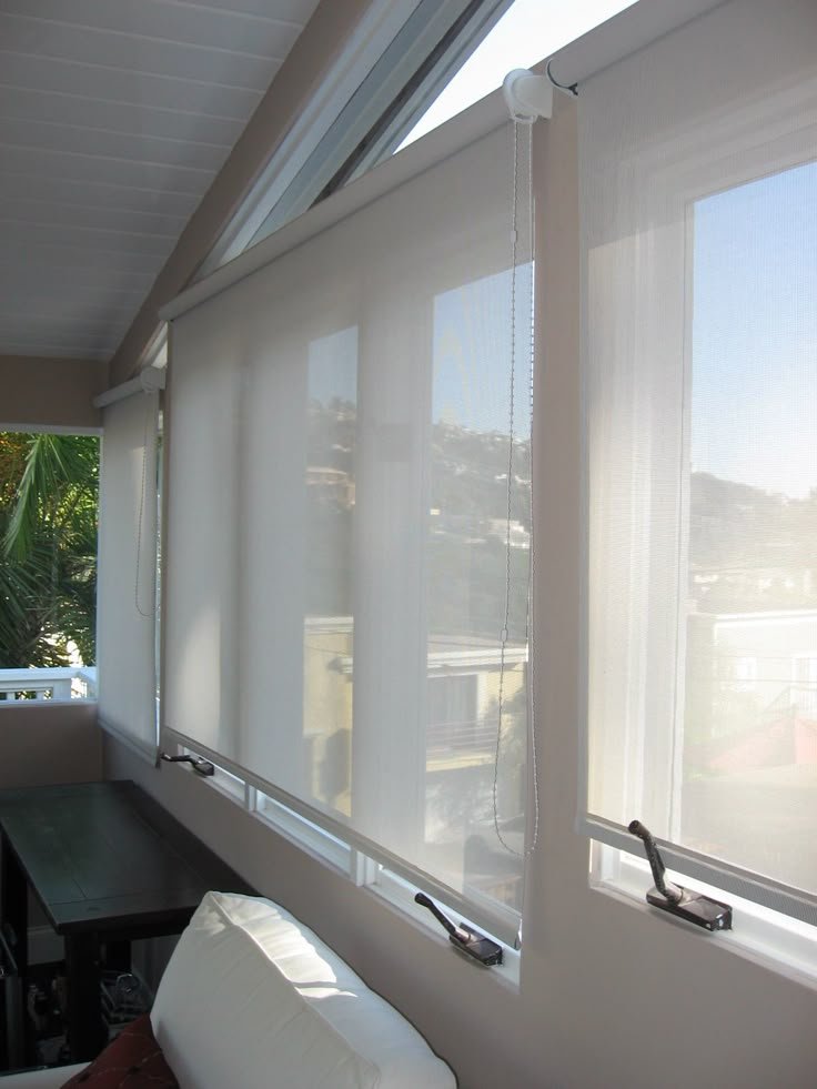 Upgrade Your Interior with Stylish Sunscreen Roller Blinds in Abu Dhabi