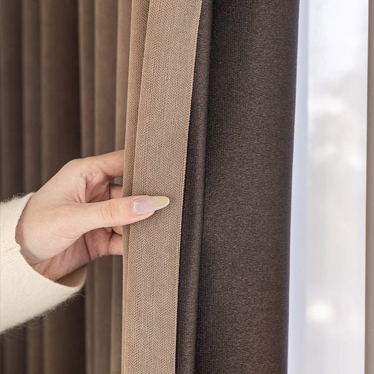 What Should You Consider Before Choosing Curtains for an Abu Dhabi Home?