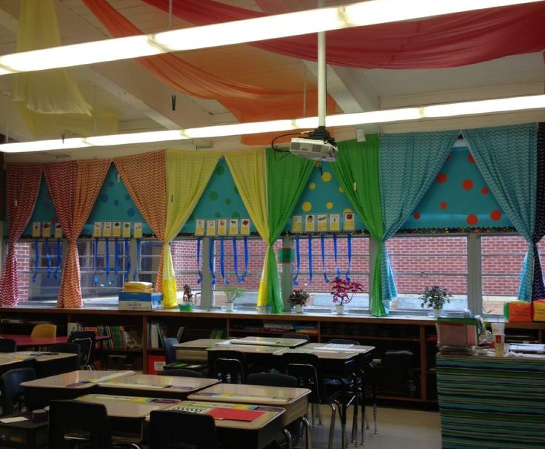 High-Quality School Curtains in Abu Dhabi for Classrooms & Institutions