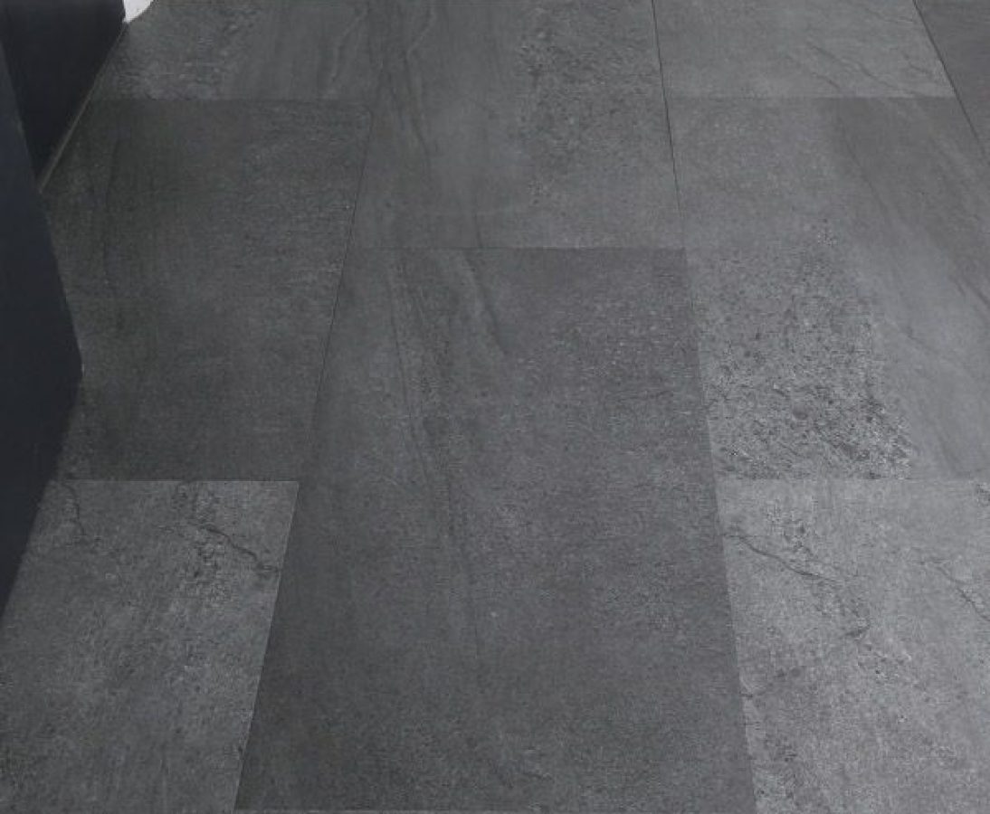 Top Benefits of Vinyl Flooring in Abu Dhabi